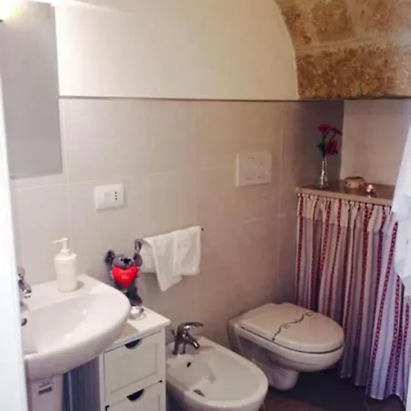 Petali Rosa Dimora Rossa Guest house Polignano a Mare