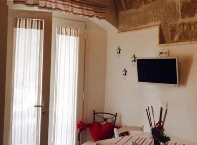 Pensjonat Petali Rosa Dimora Rossa